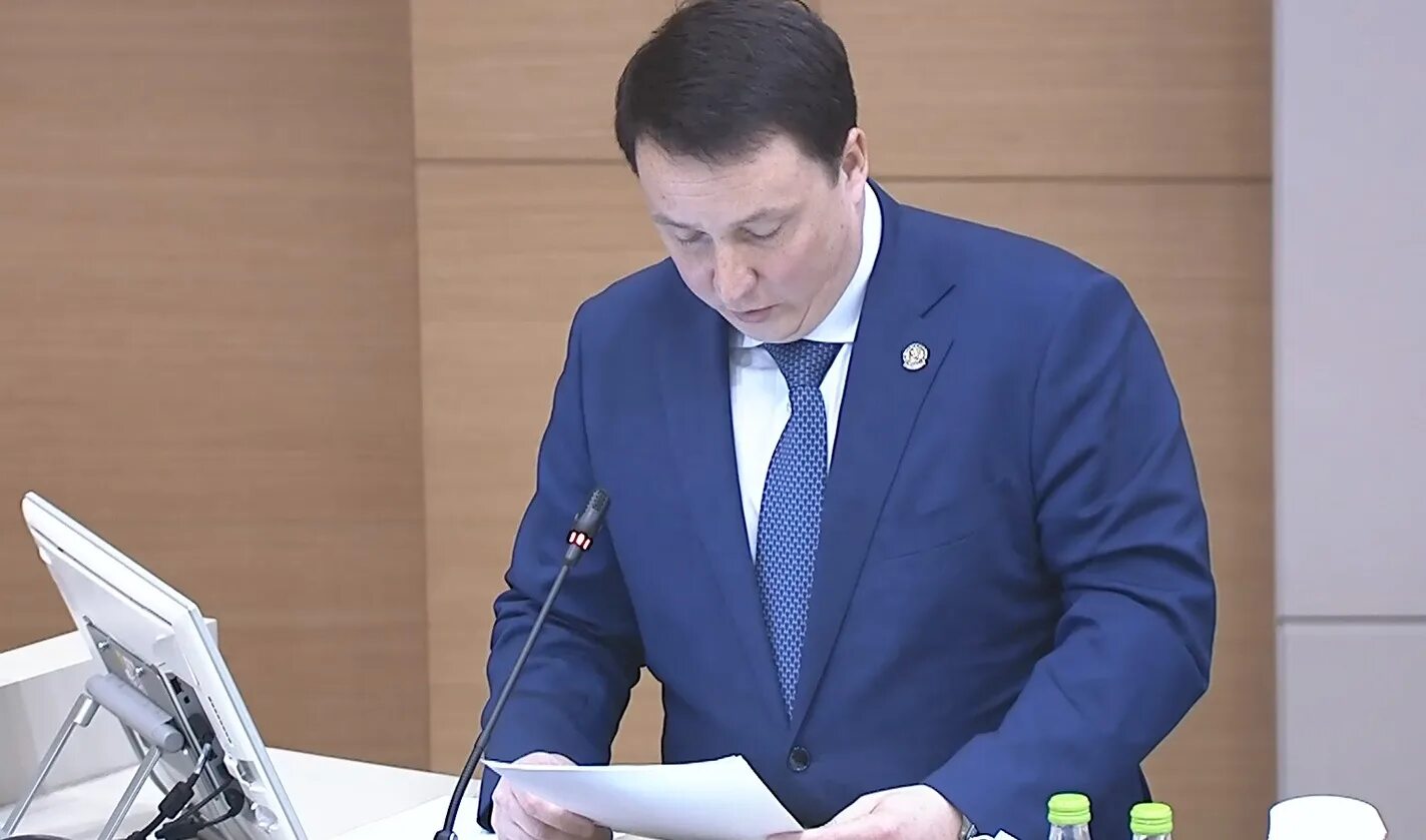 Айзатуллин министр строительства. Марат айзатуллин. айзатуллин марат мансурович. министр строительства рт айзатуллин. министр архитектуры и строительства.