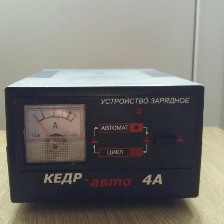 Зарядное кедр авто 4 плюс. Автомобильная зарядка кедр 4а. зарядное кедр авто 12 цифровая индикация. кедр авто 4а трансформаторное зу. автомобильное зарядное устройство кедр 4а.