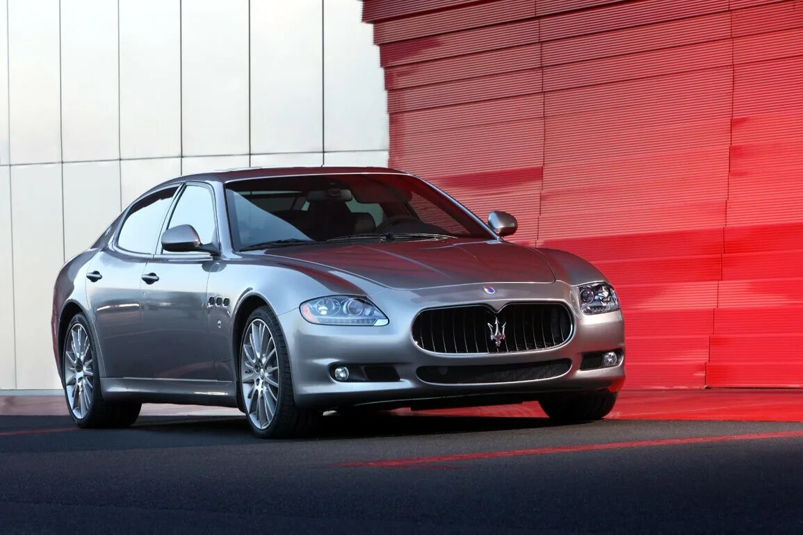 Авто в том купить. Maserati Quattroporte gt s 2009. Maserati Quattroporte Sport gt s 2009. Maserati Quattroporte Sport gt s 2013. Maserati Quattroporte Sport gt 2020.