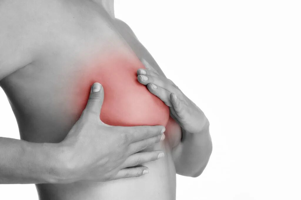 Массаж грудной клетки. Массаж грудины женщины. Массаж молочных желез. Самомассаж груди женщины. Массаж при мастопатии молочных.