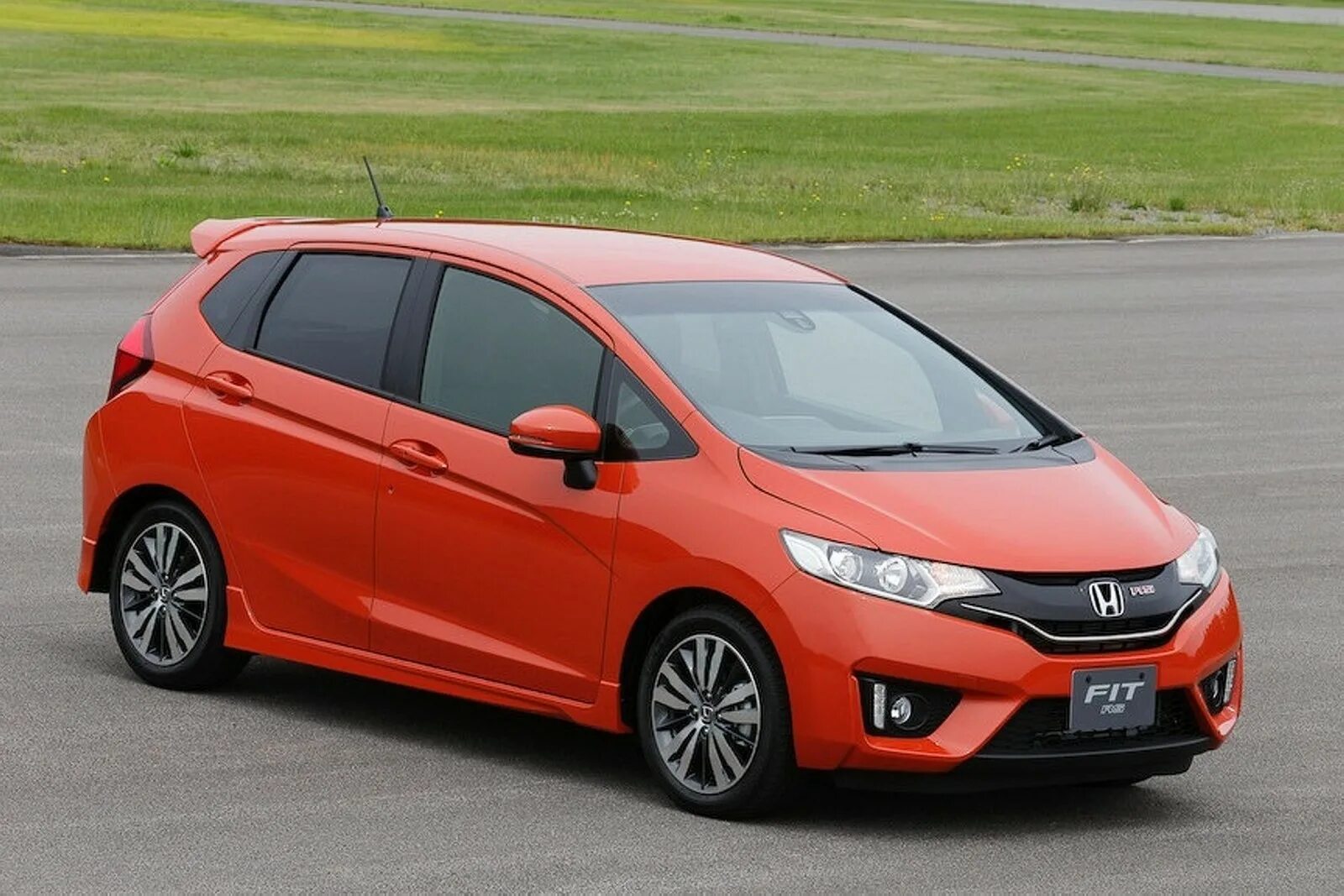 Honda Fit/Jazz. Honda Jazz 2014. Honda Fit 2014. Honda Fit Jazz Hybrid. Фит гибрид 2014