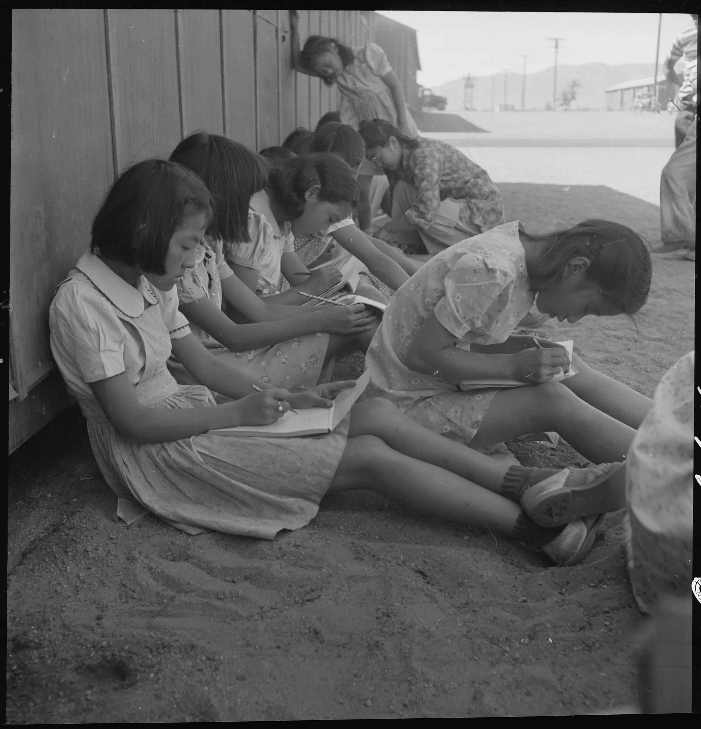 American school in japan (asij). Япония палаточный городок. Japanese camp. Лагерь в японии. Манзанар лагерь.