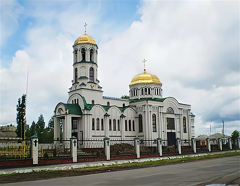 Лиски песковатский храм. Лиски храм новомучеников воронежских. Лиски храм новомучеников воронежских. Церковь новомучеников воронежских лиски. Храм новомучеников воронежских воронеж.