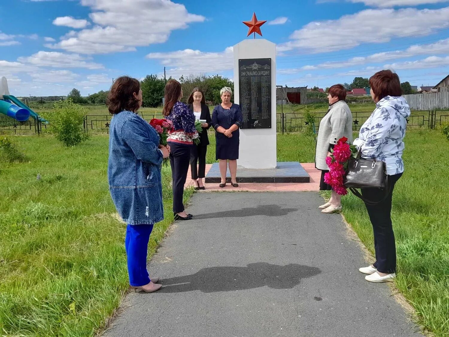 Погода кирюшкино бугурусланского района. С Кирюшкино Бугурусланского района Оренбургской области. Бугурусланский район село Нойкино. Село Пронькино Бугурусланского района. Бугуруслан село Нойкино школа.