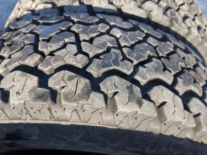 Maxxis at 980 215/70 r16. Maxxis at-980 worm-Drive. Бугера 42 дюйма Максис. Экспедиционный УАЗ СГР Maxxis worm-Drive. Купить шины maxxis r16