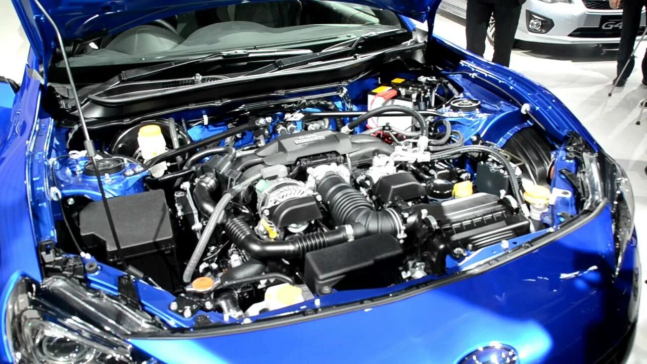 Двигатели субару какой лучше. Subaru BRZ мотор. Мотор 20 Субару брз. Субару брз 2022 подкапотка. Subaru BRZ движок.