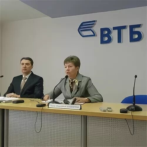 Втб тамбов телефон. Директор банка ВТБ Тамбов. Левина ВТБ Тамбов.