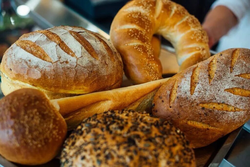 хлебный дом мостовской. алексанян хлебный дом лабинск. хлебная столица булочки. мостовской. бразильская кухня - хлебные изделия.