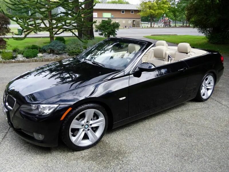 Купить кабриолет бу россия. BMW 335i Cabrio. BMW 335i Convertible. BMW 335 I Cabriolet. БМВ 3 кабриолет 2008.