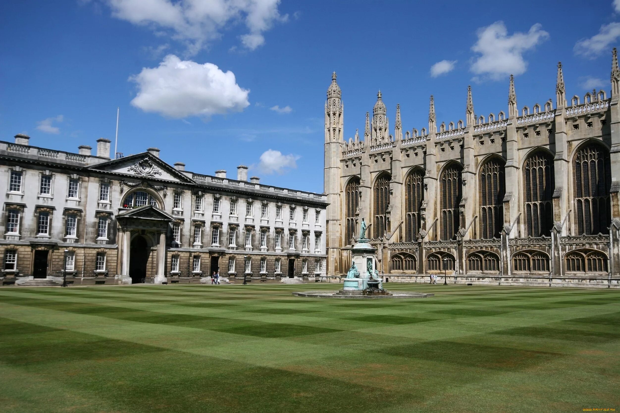 Кембридж Англия университет. Кембриджский университет 1209. Университет Кембриджа здания. Университет Кембриджа в 1209 г.