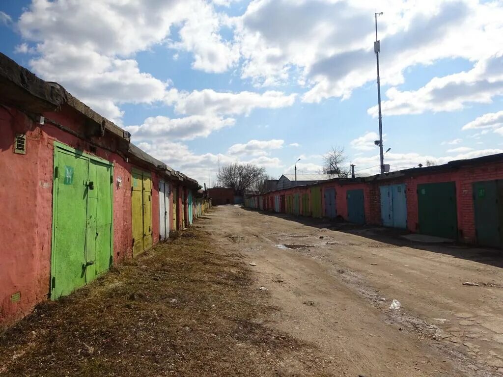 Гаражная улица. Гараж Подольская 26. В Подольске улица Гаражная. Серпухов ул. Береговая 6.