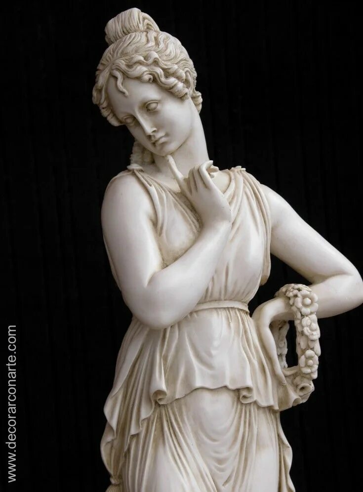 Илифия богиня. Илифия богиня статуя. Илифия богиня древней Греции. Илифия мифология.