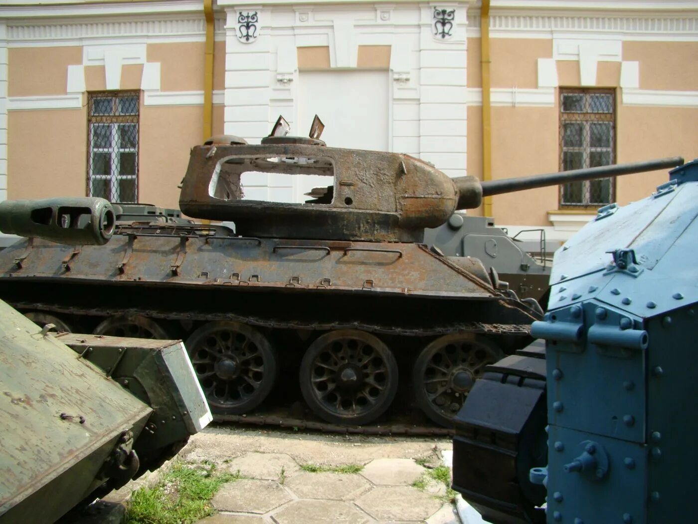 Tank tune. Т-34-105. Т-34-85 Хорватия. Т-34-85 Босния. Т 34 85 Югославия.