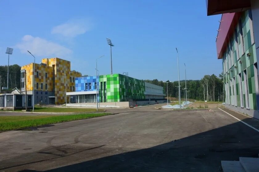 многофункциональный спортивный комплекс радуга, красноярск. спорткомплекс радуга красноярск. красноярск мск радуга бассейн. многофункциональный комплекс радуга. бассейн радуга красноярск ветлужанка.