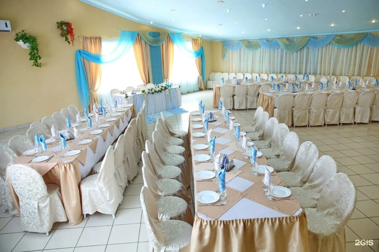 Тианети омск кафе. Банкетный зал у барыни зал. Банкетный зал у барыни зал. Кафе у барыни. Кафе у барыни омск.