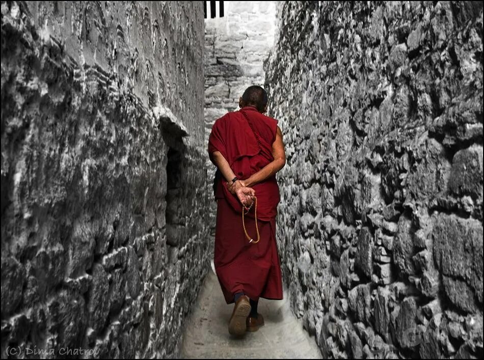 медитация буддизм. истинный. монах шаолинь медитирует. монах дзиэн. схиархимандрит гавриил.