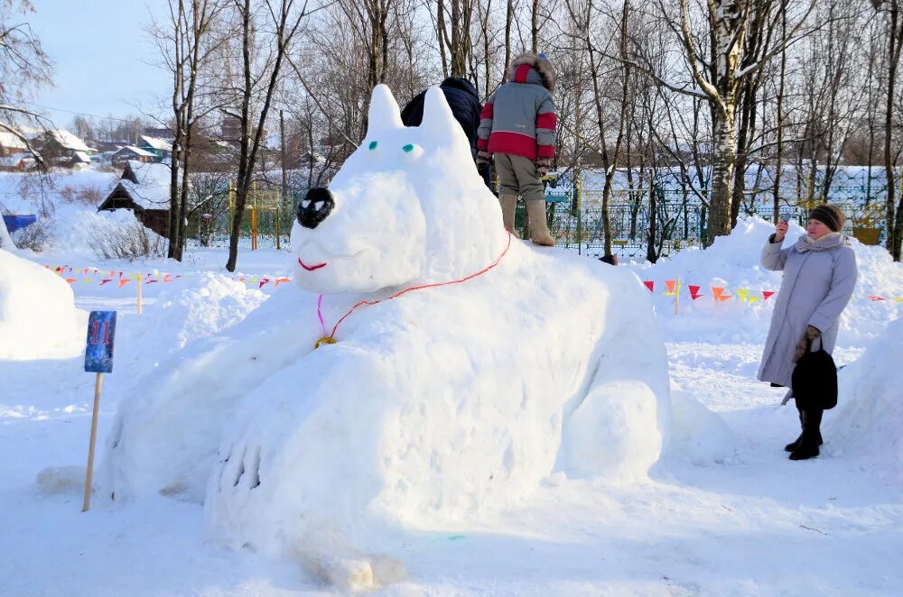 крепость из снега. снежная крепость. построить крепость из снега падеж. построить крепость из снега падеж. крепость из снега.