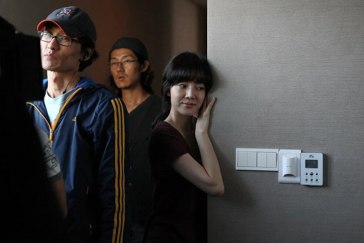 то дождь, то солнце фильм 2010. кадры из фильмов с дождем. то дождь то солнце 2010. хён бин 2011. истинная красота дорама 2 сезон.