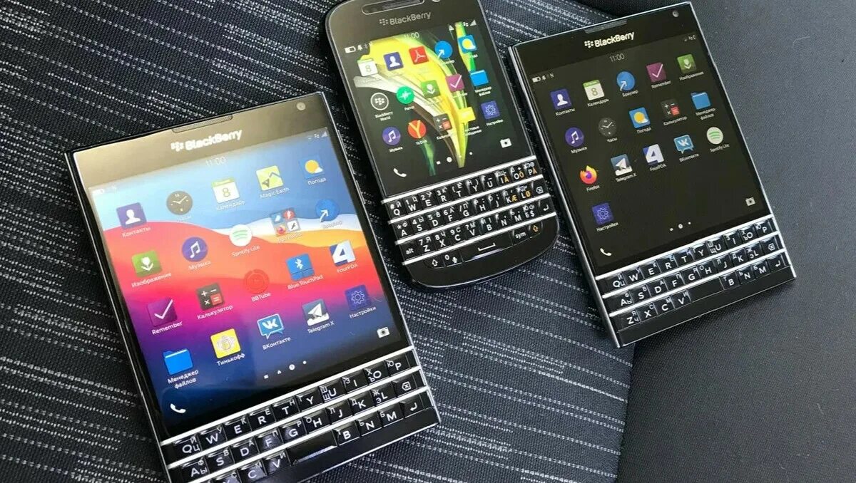 Blackberry песня. BLACKBERRY 2022. Новый блэкберри 2022. Блэкберри последняя модель 2022. BLACKBERRY Passport 2.