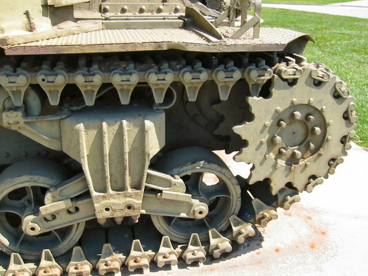 Танковая гусеница. Колесно-гусеничный танк т4. Гусеница т34. T26 без гусениц.