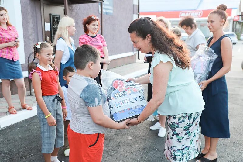 Детские новости. Школьники Херсон. Новости для детей. Школьники в Америке.