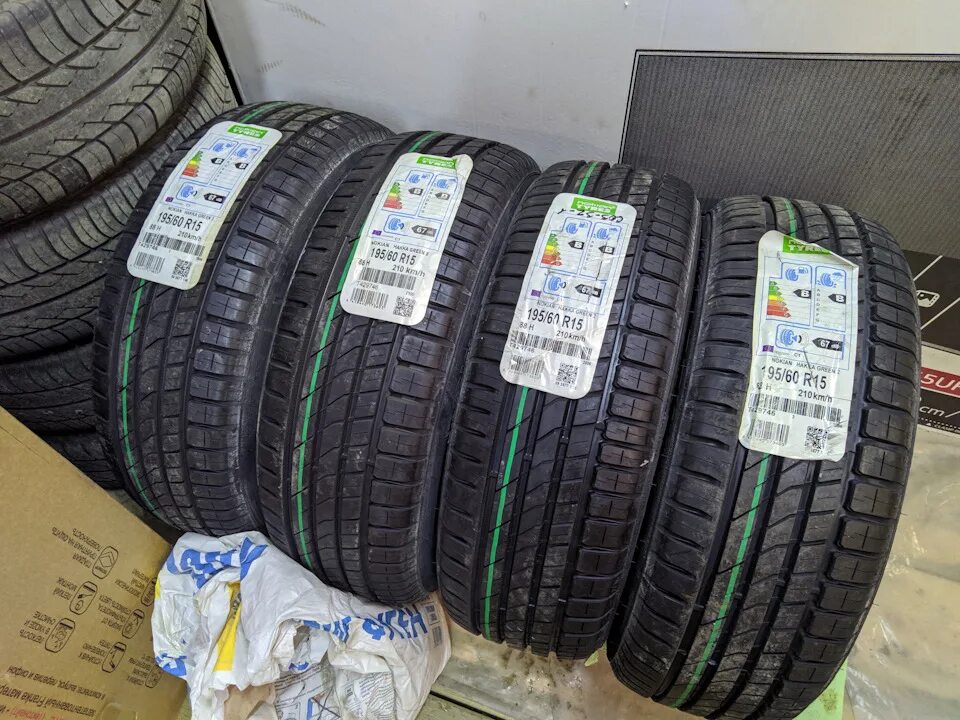 Hakka green отзывы. Nokian Tyres Hakka Green. Нокиан Хакка Грин 3 195/65 r15. Nokian Hakka Green 3 205/55 r16. Nokian Hakka Green 3 215/65/r16.