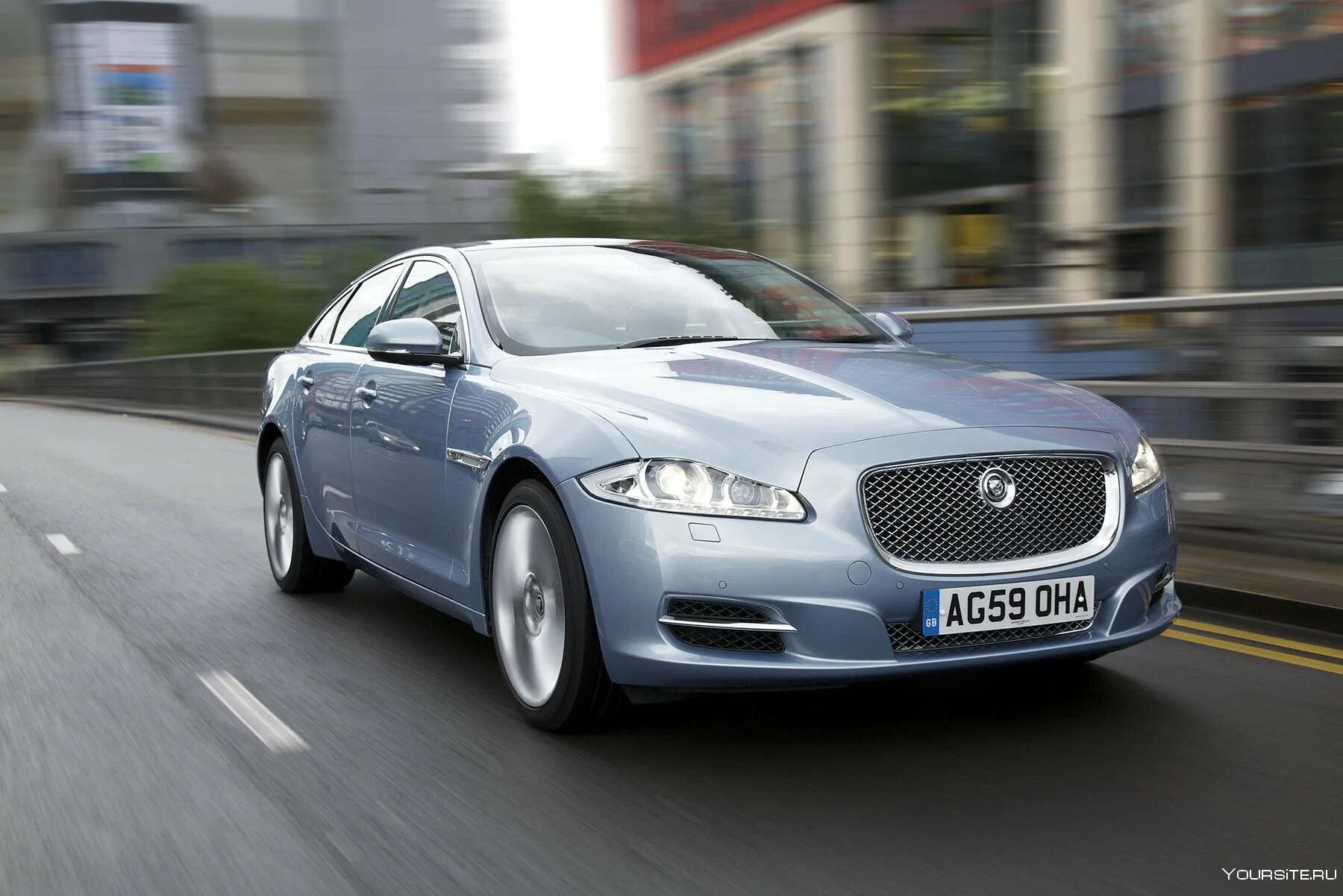 Jaguar XJ 4 2009-2015