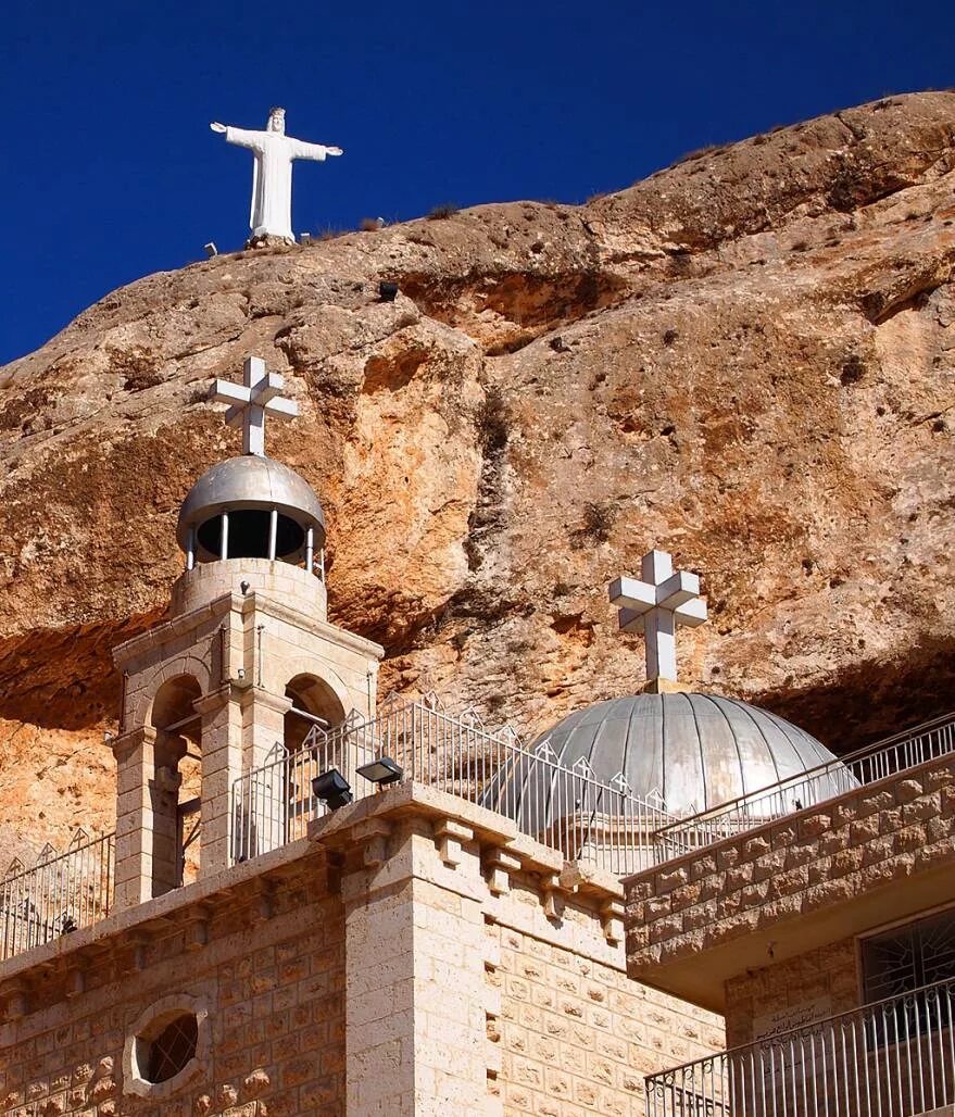 Монастырь Святой Феклы в Сирии. Монастырь Феклы в Маалюле Сирии. Маалюля монастырь Святой. Маалюля храм Святой Феклы.