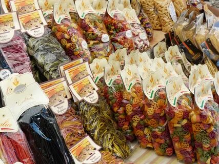 Какие продукты привезти