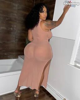 Next page. curvy vanessa. 