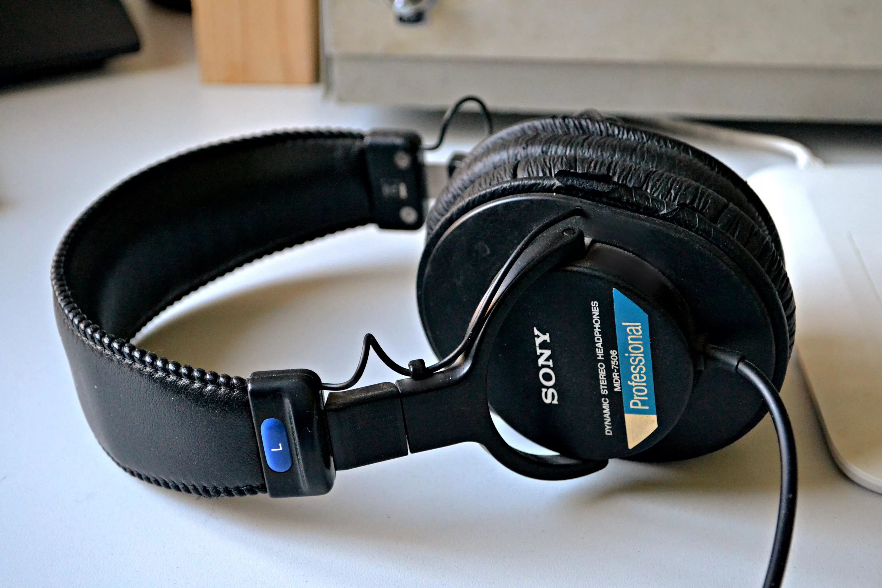 Sony 7506 купить. Sony MDR-7506. Наушники Sony MDR-7506. Sony MDR-7506/1. Мониторные наушники Sony MDR 7506.