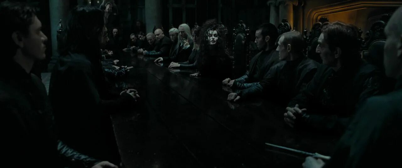 пожиратели смерти трансгрессируют. гарри поттер дементоры. Death eaters гарри поттер. пожиратели смерти гарри поттер летают. как летали пожиратели.