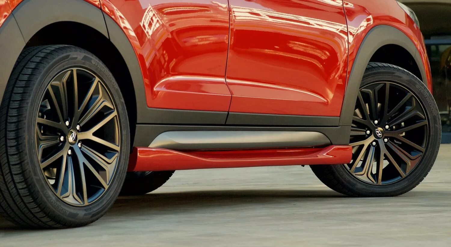 Диски туксон 2017. Hyundai tucson 2025 на дисках. диски на туксон 2025. диски hyundai tucson r19. диски на хундай туксон 2018.