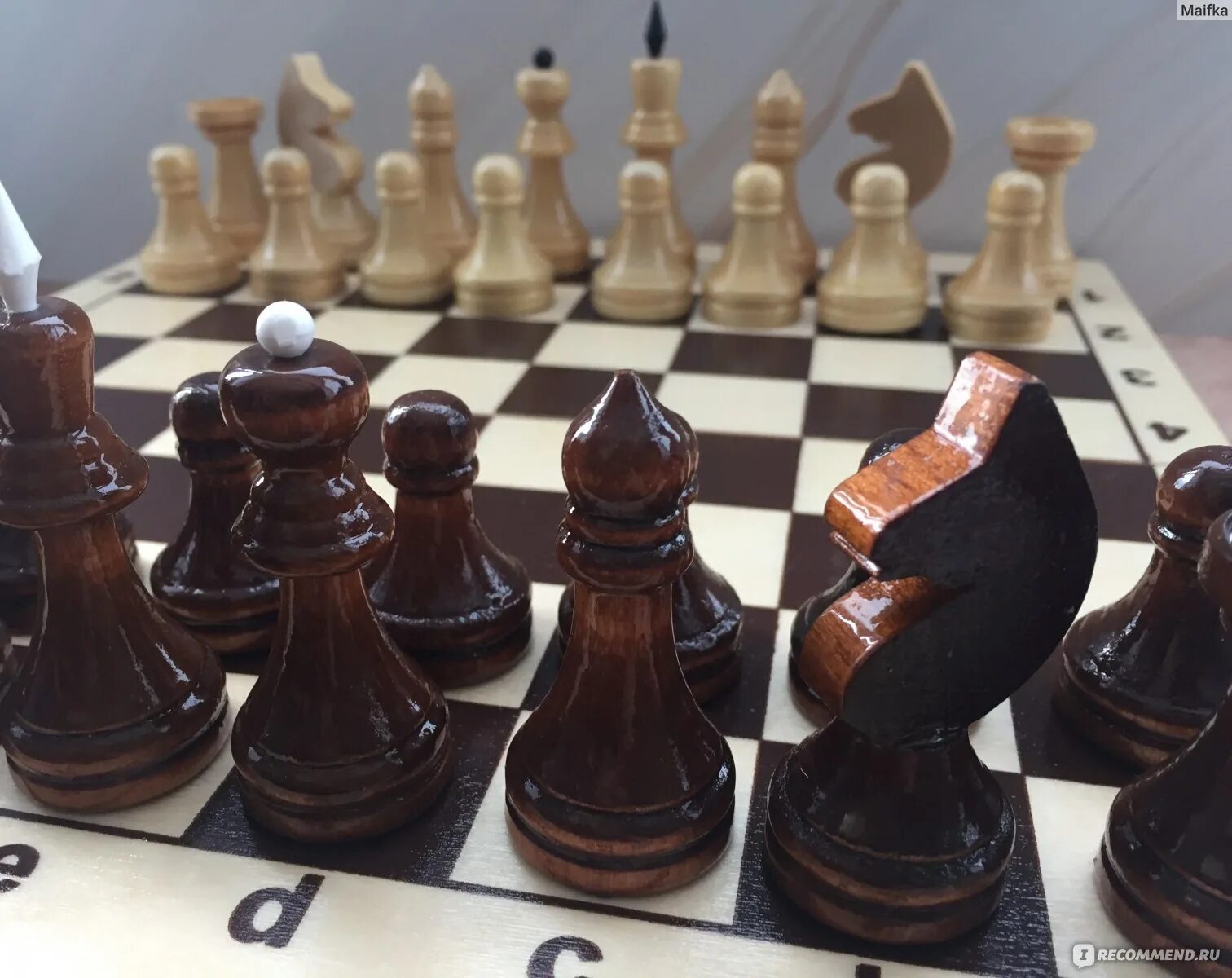 Увлекается шахматами. Увлекается шахматами. Увлекается шахматами. Шахматы "игрок". Магнус карлсен шахматист.