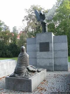 Памятники расстрелянным