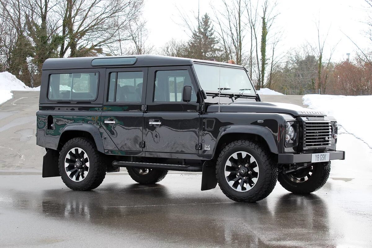 Defender 240. УАЗ Хантер 469 v8. УАЗ Дефендер. L322 стиль Дефендер. УАЗ Гелендваген Дефендер.