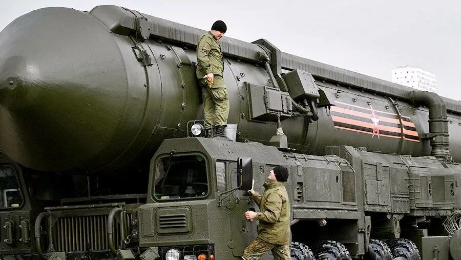 РС-24 Ярс. Ракета РС-24 Ярс. Ярс баллистическая ракета. МБР РС-24 Ярс. Рс 24 русский