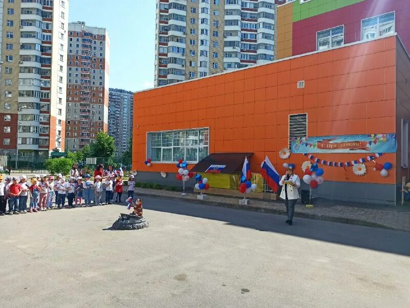 школа вершина путилково. школа мозаика путилково. школа 20 путилково. школа в 17 квартале некрасовки. школа путилково образовательный центр вершина.