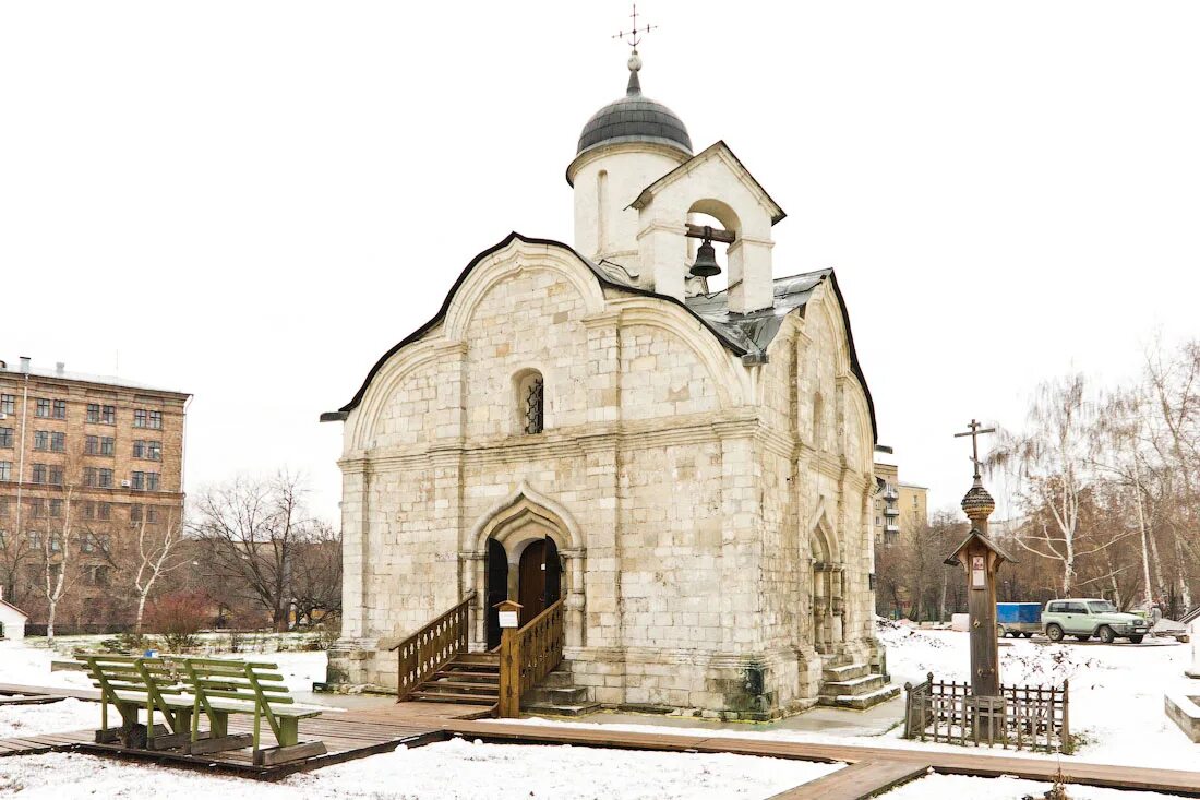 Церковь трифона в напрудной слободе. Храм св. Храм св. Церковь мученика трифона в напрудном москва. Церковь мученика трифона в напрудном москва.