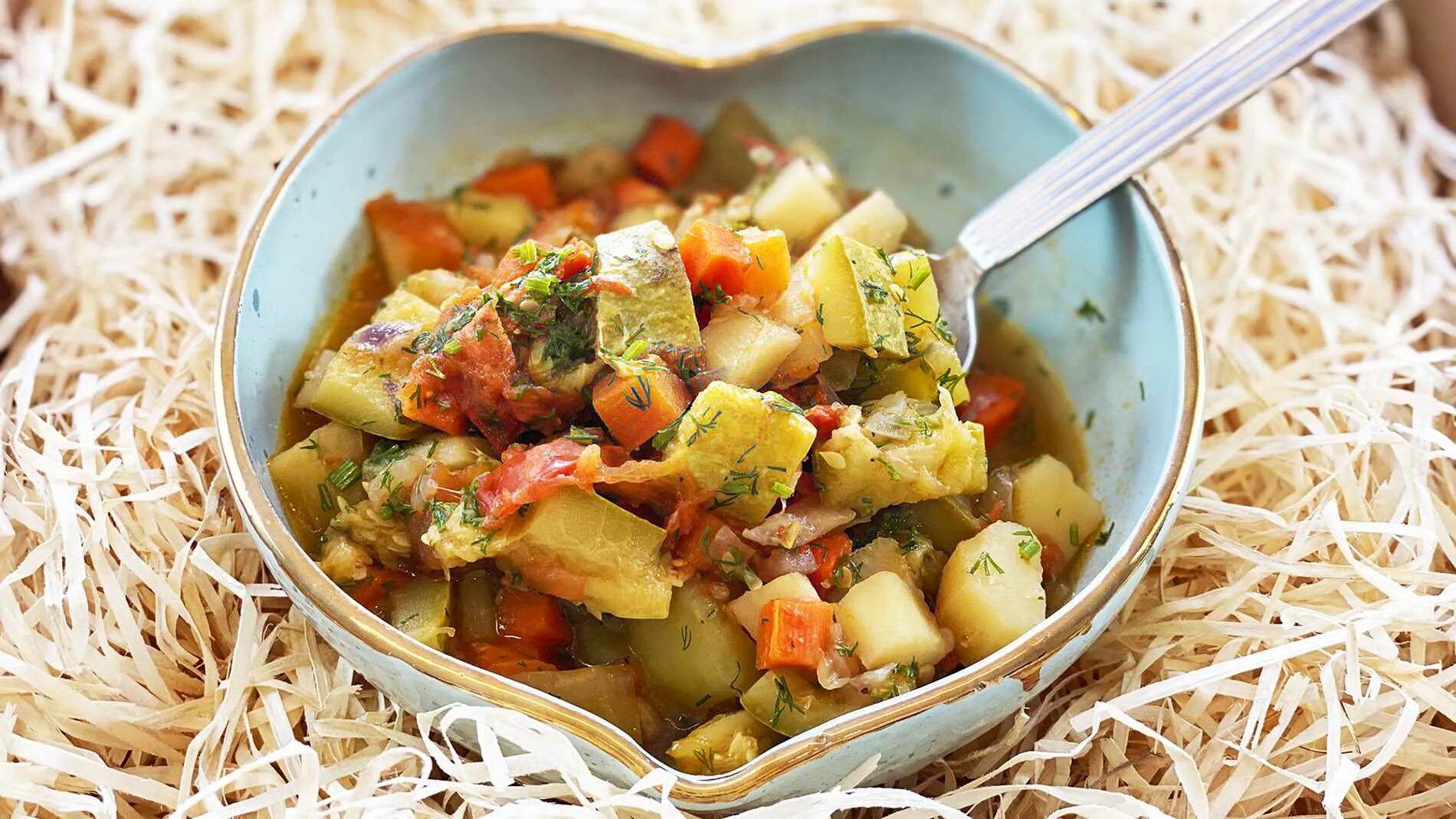 Рагу из свинины с капустой и картошкой. Овощное рагу с кабачками и картошкой. Овощное рагу тушеное. Овощное рагу тосканское. “Сальтадо” (овощное рагу).