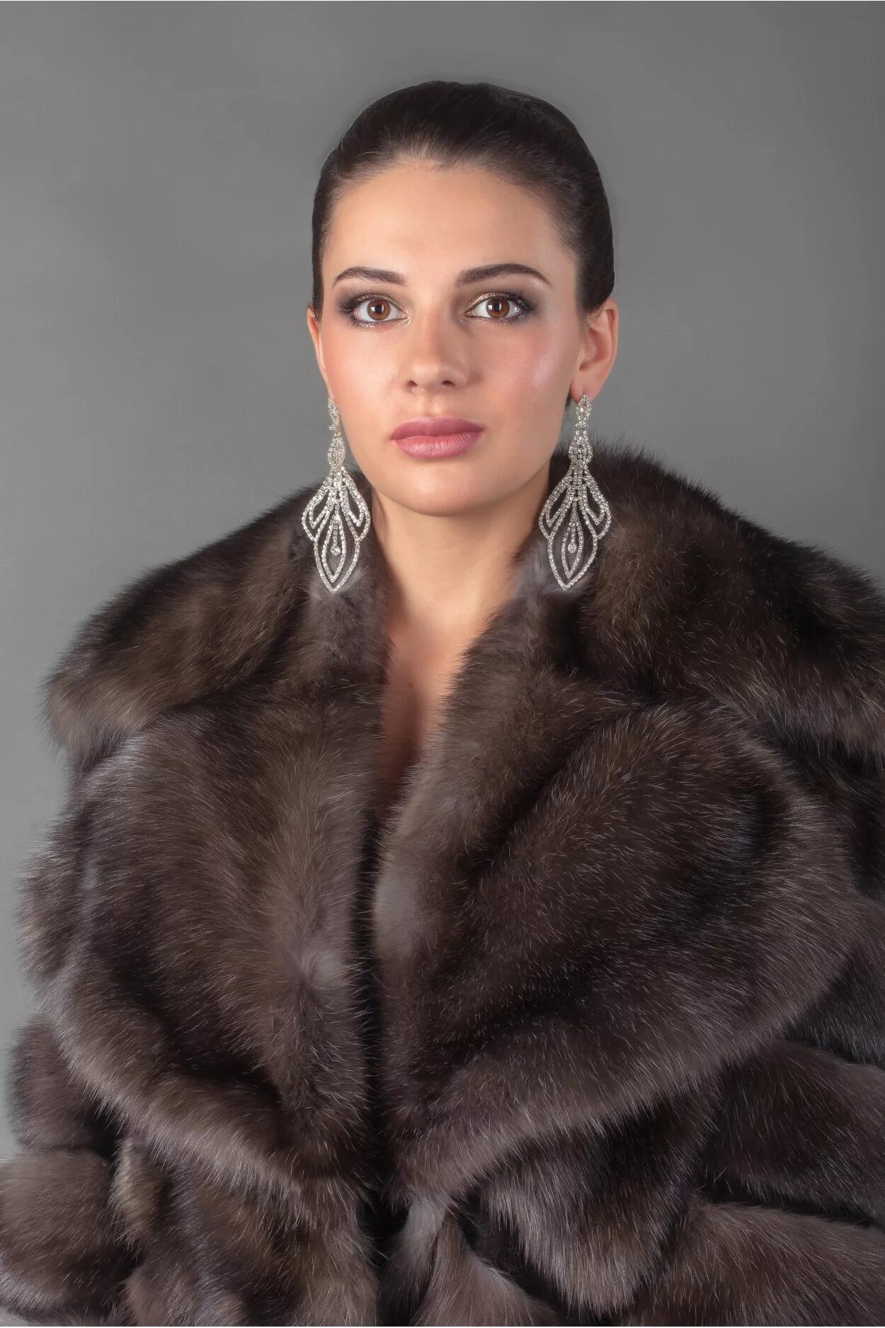 Какой мех дороже соболя. Какой мех дороже соболя. Шуба landi соболь. Шкура соболя. Какой мех дороже соболя.