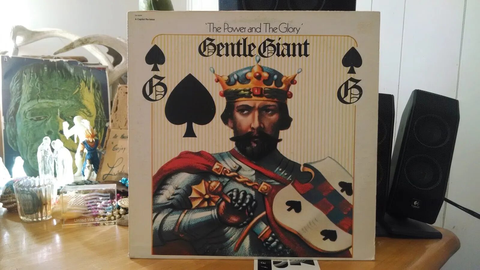 Gentle giant Power and the Glory. 1974 - The Power and the Glory. Gentle giant gentle giant 1974 Cover. Gentle giant the Power and the Glory Cover. Глори перевод