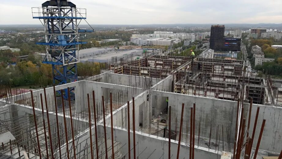 Хабаровск новости про жк ленинградский. Нордик хабаровск жилой комплекс. Бесконечная стройка. Хабаровск новости про жк ленинградский. Застройщики.