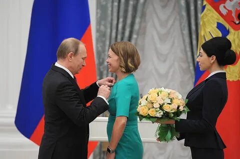 Женщины награды своей
