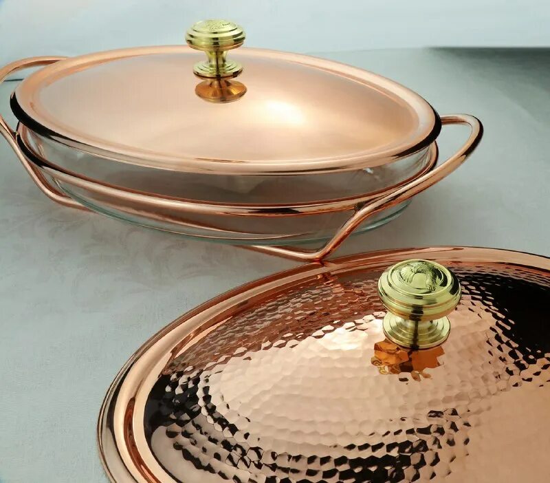 Медная посуда плюсы и минусы. Профессиональная кухня из меди. Медная посуда karaca турция. Металлическая посуда. Медная посуда российского производства.