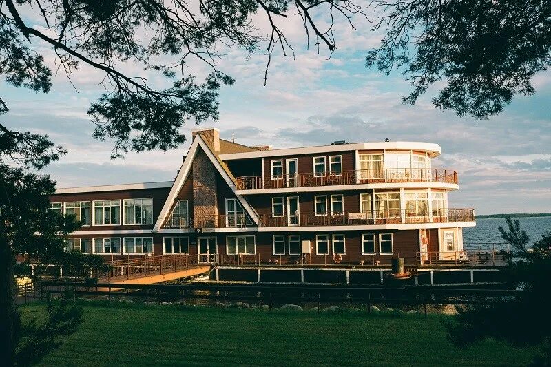 Гелиопарк бухта коприно рыбинск. Ярославское взморье парк отель бухта коприно. Гелиопарк бухта коприно. Парк коприно рыбинск. Гелиопарк бухта коприно рыбинск.