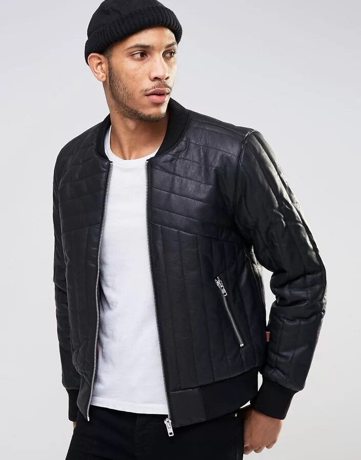 Куртка пилот бомбер стеганая мужская. Мужская куртка бомбер guess Quilted Bomber. Bellfield бомбер мужская куртка. Кожаный бомбер мужской валберис.