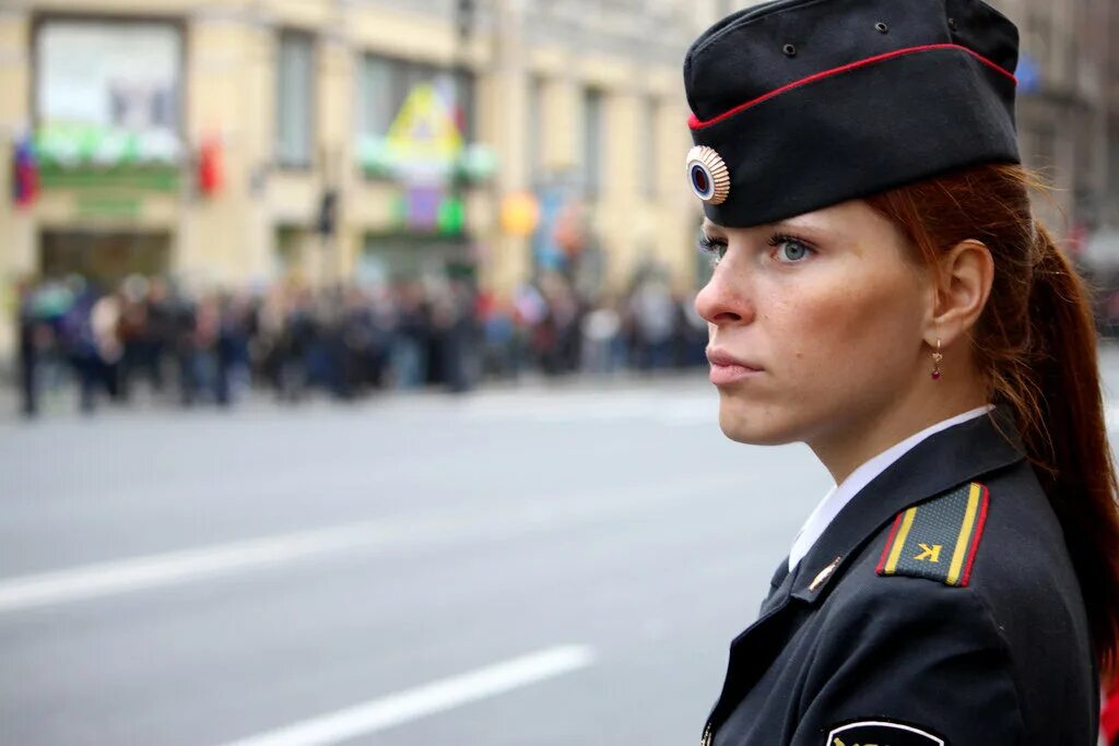 Как называется полиция полиции девушки. Женщина полицейский. полиция девушки. российские женщины полицейские. красивые девушки полицейские.