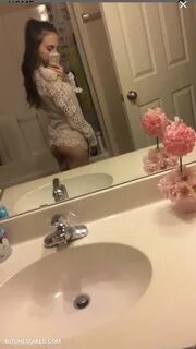 Toystoryandiee Nude - Onlyfans Leaked Naked Video.