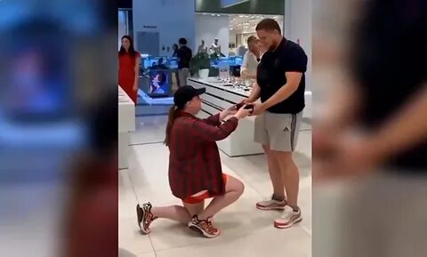 Зубарев сделал предложение